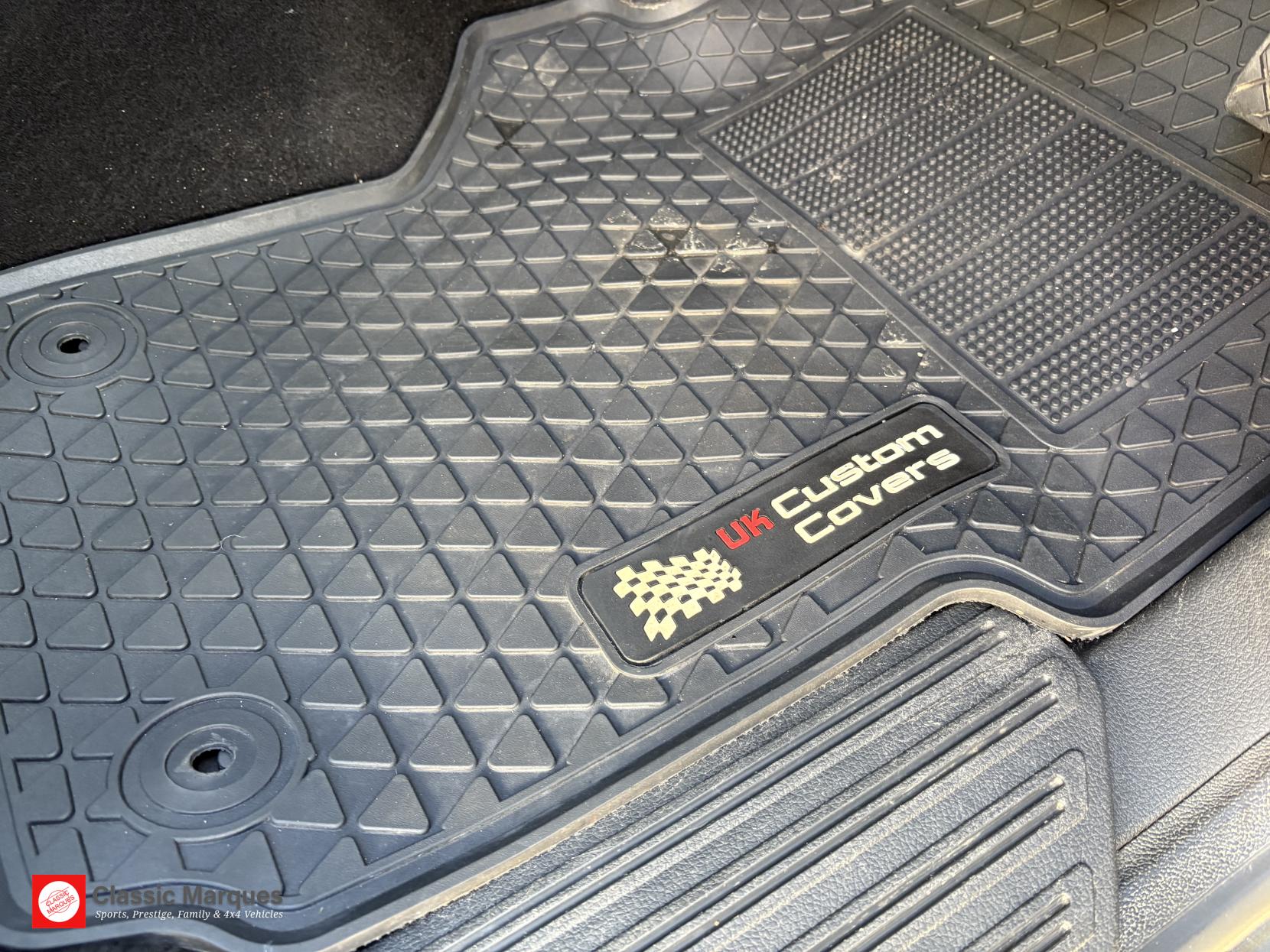 Volkswagen Amarok 3.0 TDI V6 BlueMotion Tech Highline Pickup Double Cab 4dr Diesel Auto 4Motion Euro 6 (s/s) (224 ps)