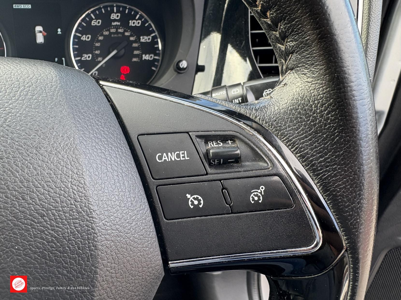 Mitsubishi Outlander 2.2 DI-D Juro SUV 5dr Diesel Manual 4WD Euro 6 (s/s) (147 ps)