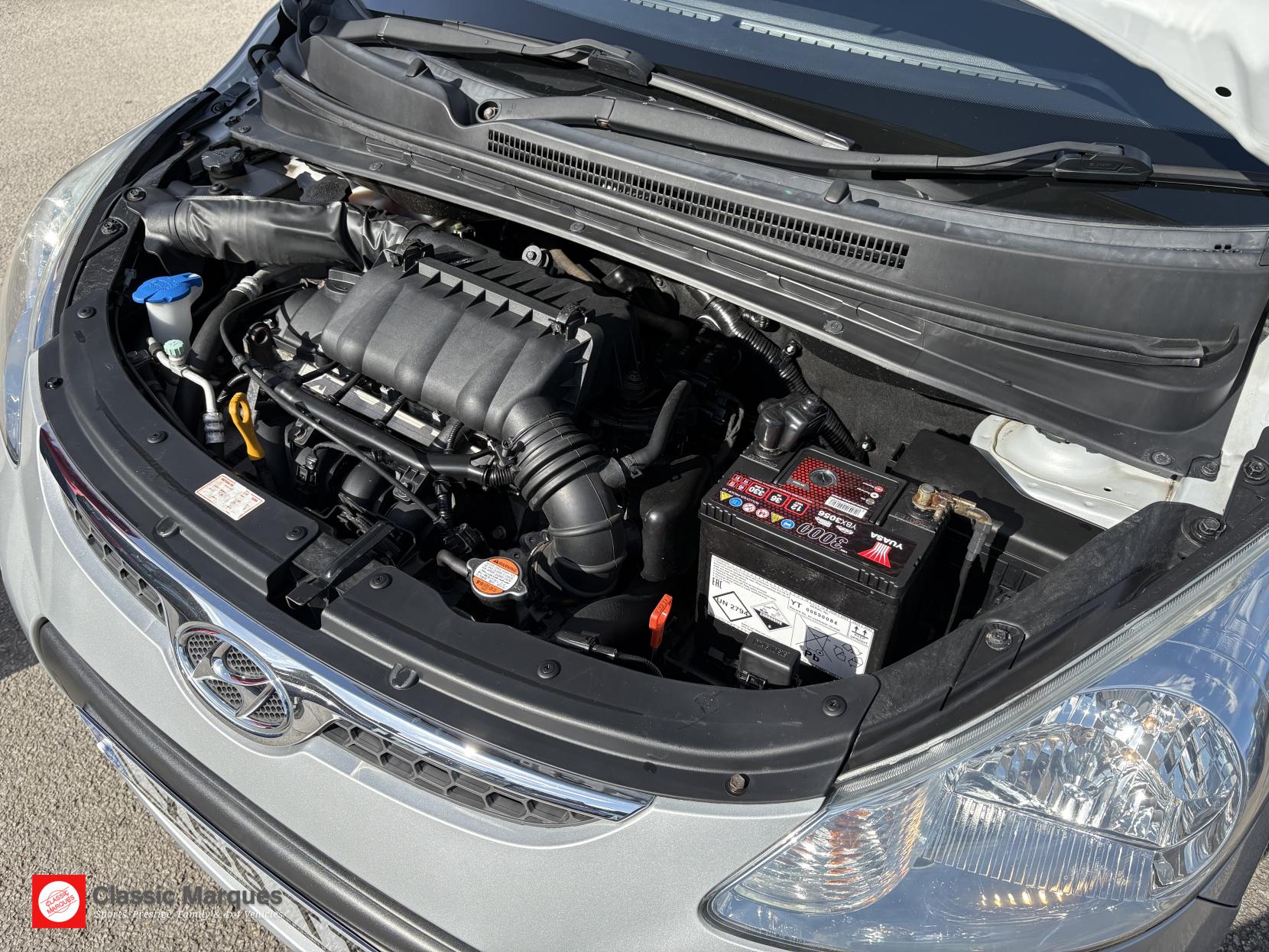 Hyundai i10 1.2 Comfort Hatchback 5dr Petrol Auto Euro 4 (77 bhp)