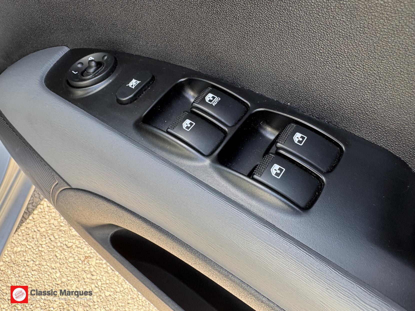 Hyundai i10 1.2 Comfort Hatchback 5dr Petrol Auto Euro 4 (77 bhp)