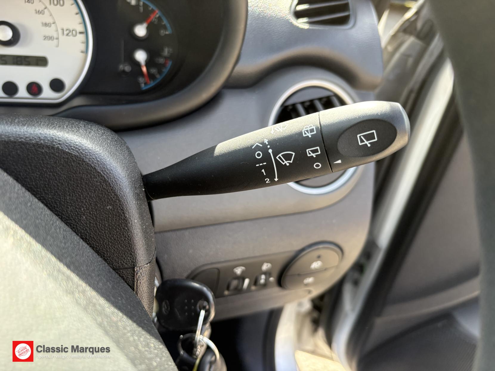 Hyundai i10 1.2 Comfort Hatchback 5dr Petrol Auto Euro 4 (77 bhp)