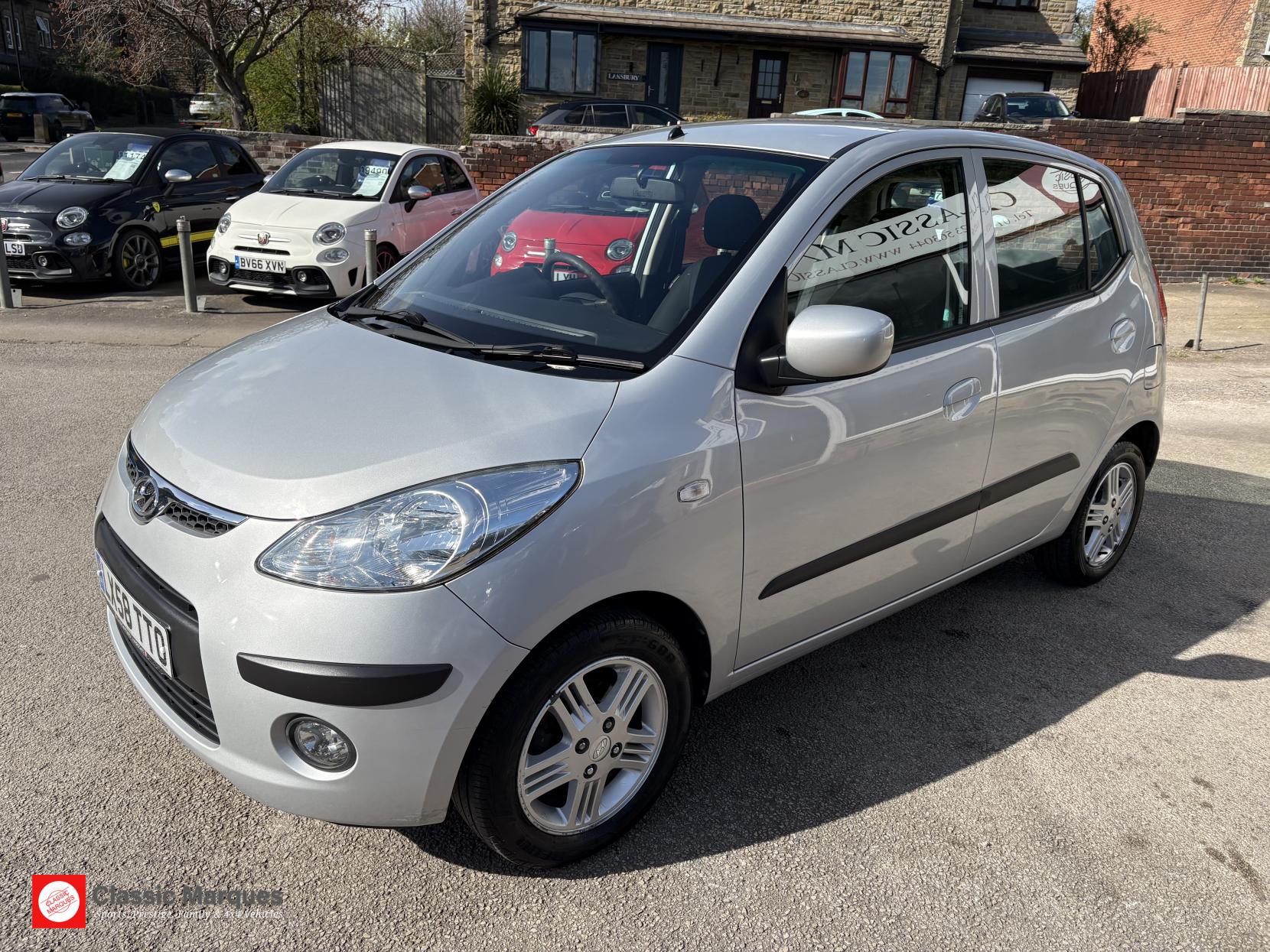 Hyundai i10 1.2 Comfort Hatchback 5dr Petrol Auto Euro 4 (77 bhp)