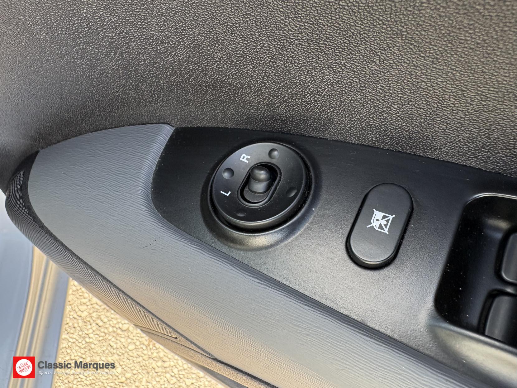 Hyundai i10 1.2 Comfort Hatchback 5dr Petrol Auto Euro 4 (77 bhp)