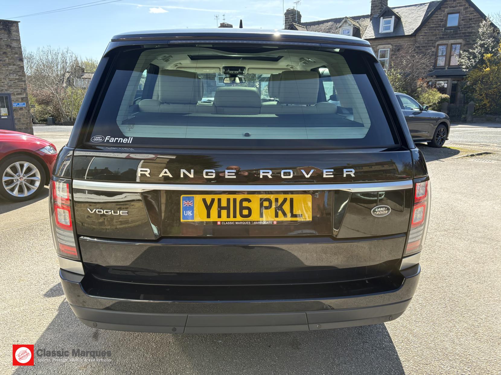 Land Rover Range Rover 3.0 TD V6 Vogue SUV 5dr Diesel Auto 4WD Euro 6 (s/s) (258 ps)