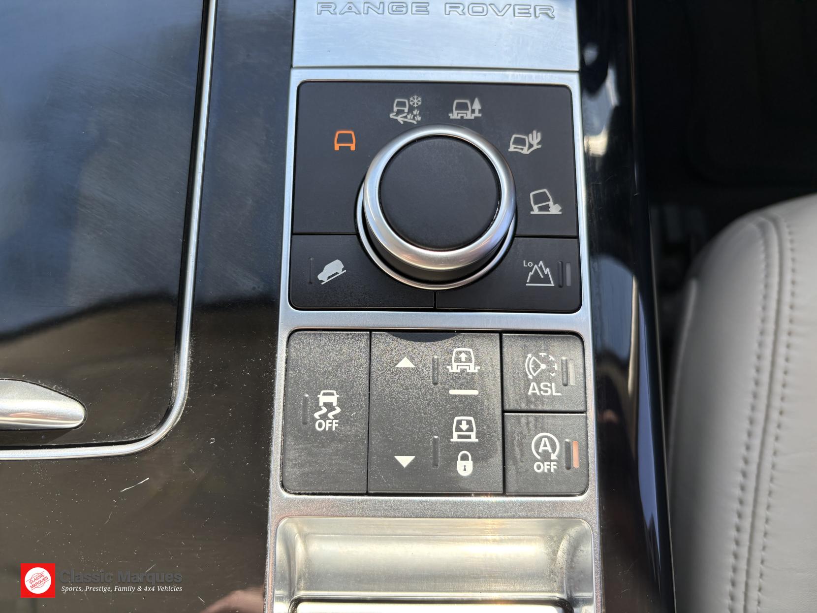 Land Rover Range Rover 3.0 TD V6 Vogue SUV 5dr Diesel Auto 4WD Euro 6 (s/s) (258 ps)