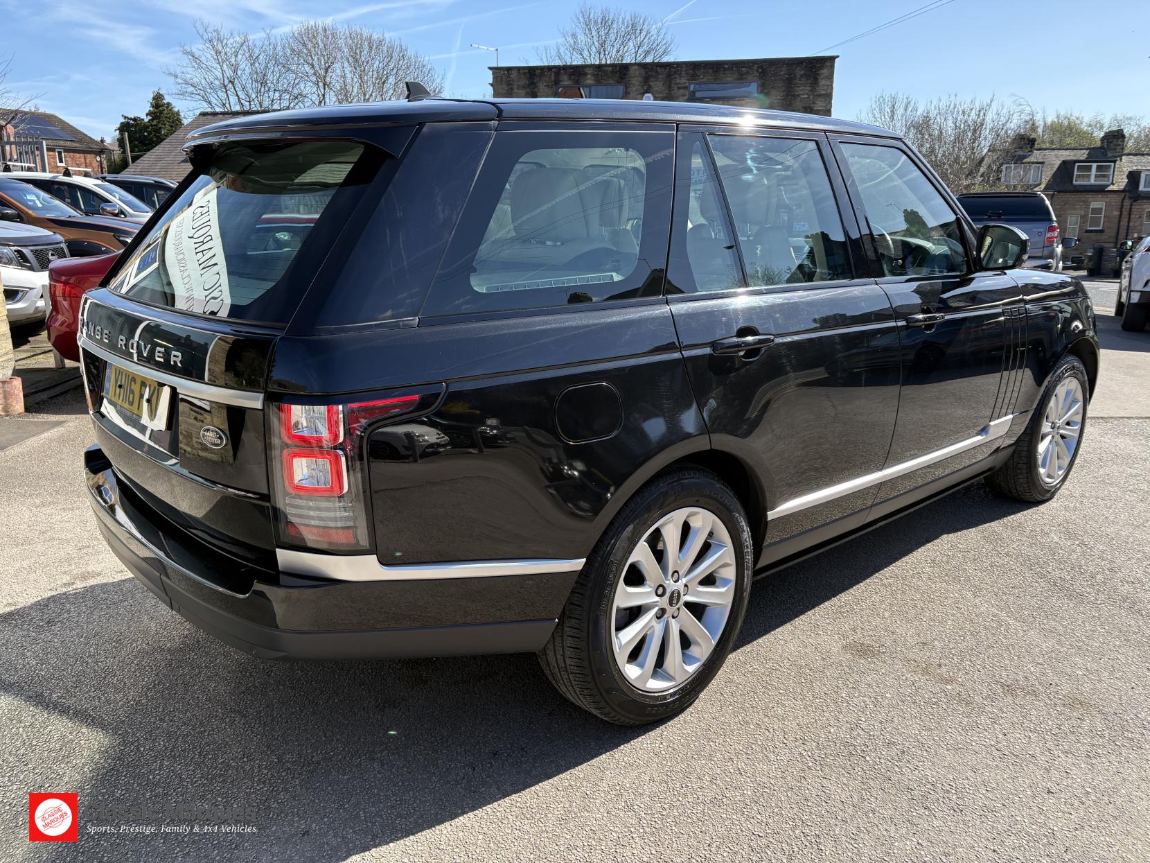 Land Rover Range Rover 3.0 TD V6 Vogue SUV 5dr Diesel Auto 4WD Euro 6 (s/s) (258 ps)