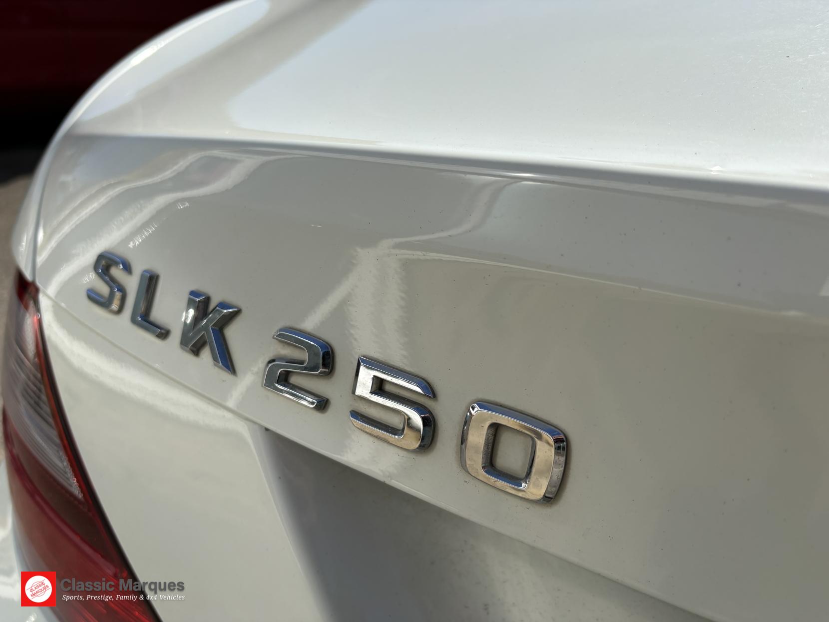 Mercedes-Benz SLK 1.8 SLK250 BlueEfficiency AMG Sport Convertible 2dr Petrol G-Tronic+ Euro 5 (s/s) (204 ps)