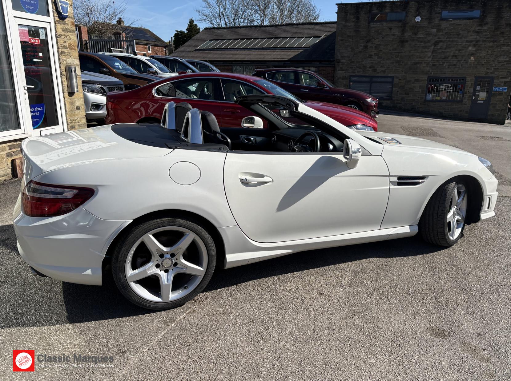 Mercedes-Benz SLK 1.8 SLK250 BlueEfficiency AMG Sport Convertible 2dr Petrol G-Tronic+ Euro 5 (s/s) (204 ps)