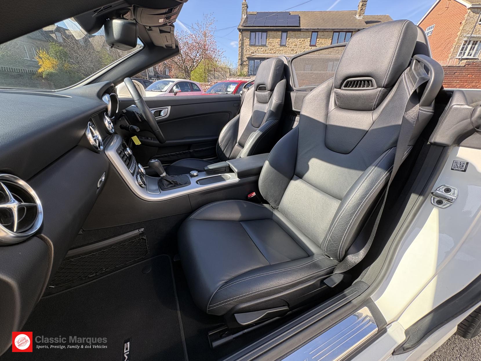 Mercedes-Benz SLK 1.8 SLK250 BlueEfficiency AMG Sport Convertible 2dr Petrol G-Tronic+ Euro 5 (s/s) (204 ps)