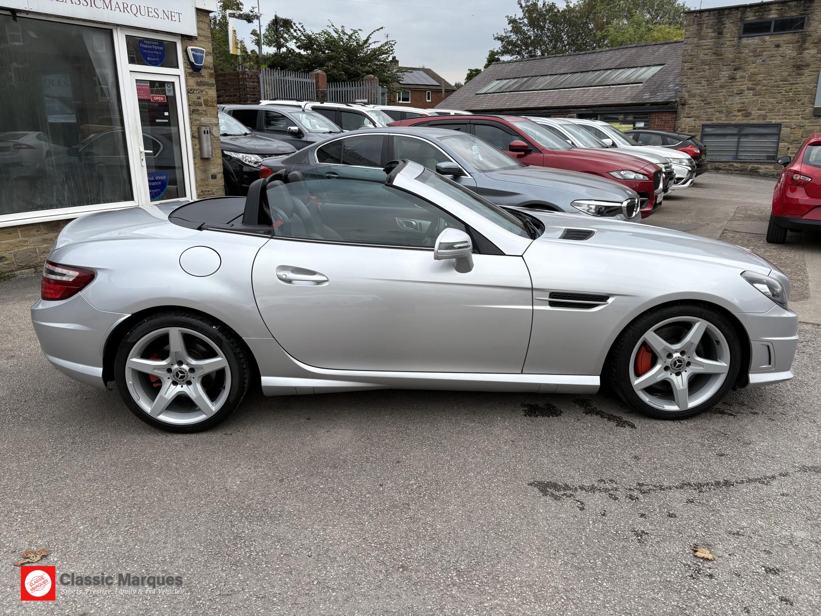Mercedes-Benz SLK 1.8 SLK200 BlueEfficiency AMG Sport Edition 125 Convertible 2dr Petrol G-Tronic+ Euro 5 (s/s) (184 ps)