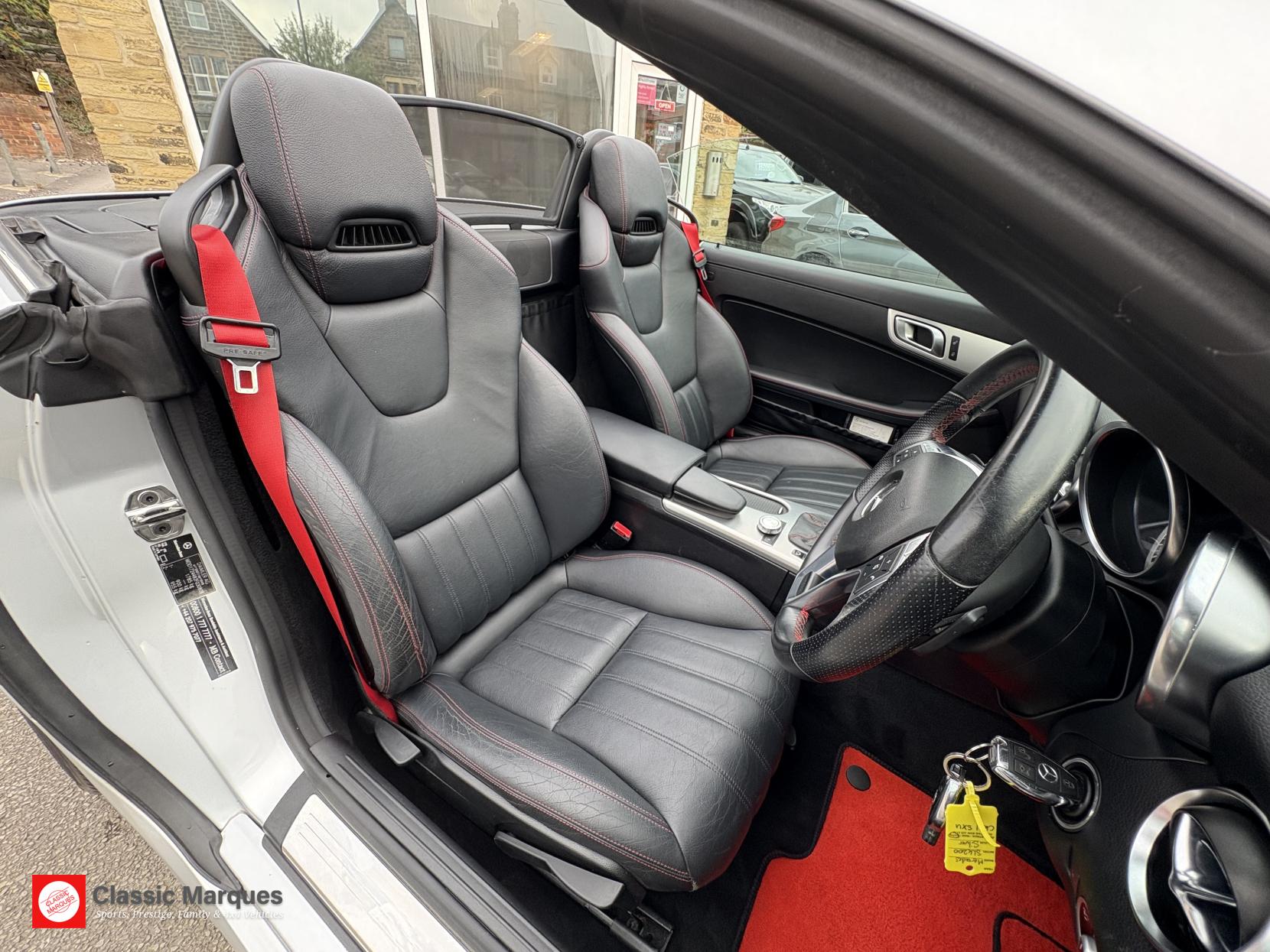 Mercedes-Benz SLK 1.8 SLK200 BlueEfficiency AMG Sport Edition 125 Convertible 2dr Petrol G-Tronic+ Euro 5 (s/s) (184 ps)