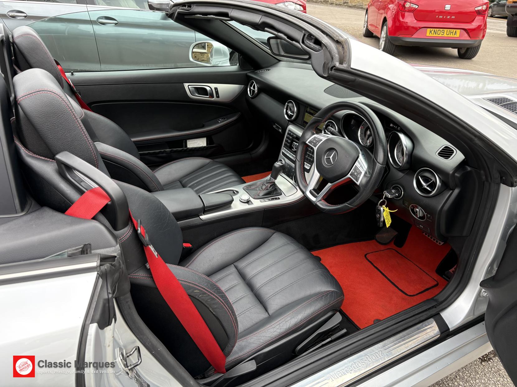 Mercedes-Benz SLK 1.8 SLK200 BlueEfficiency AMG Sport Edition 125 Convertible 2dr Petrol G-Tronic+ Euro 5 (s/s) (184 ps)