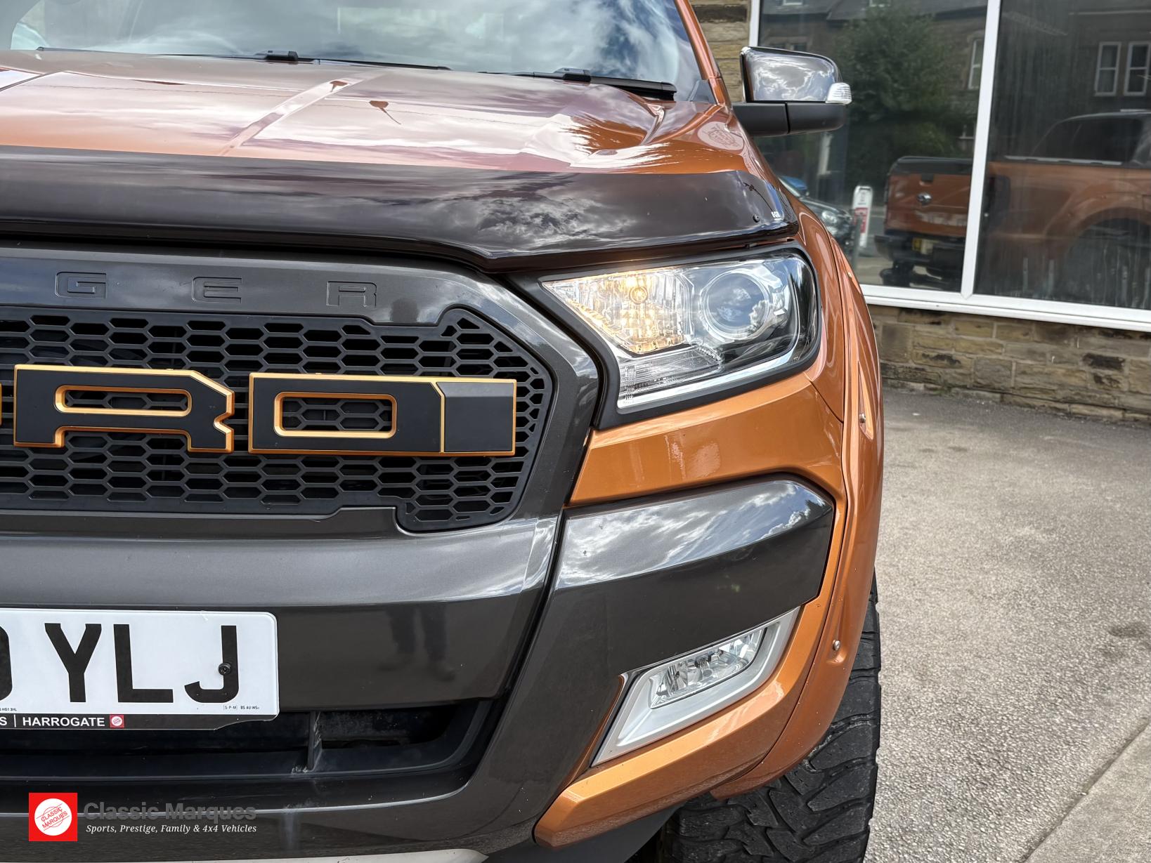 Ford Ranger 3.2 TDCi Wildtrak Pickup Double Cab 4dr Diesel Manual 4WD Euro 5 (s/s) (200 ps)