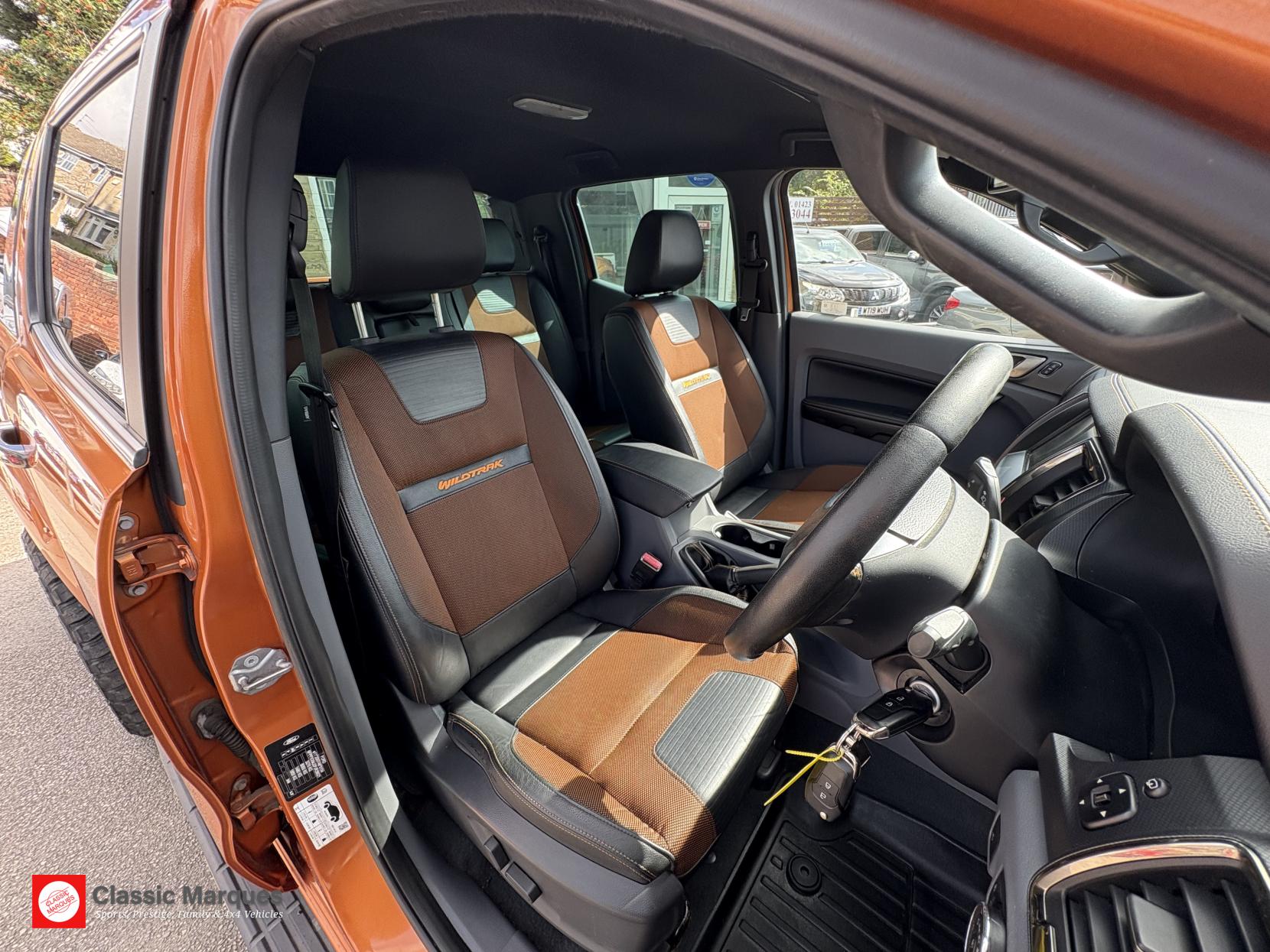 Ford Ranger 3.2 TDCi Wildtrak Pickup Double Cab 4dr Diesel Manual 4WD Euro 5 (s/s) (200 ps)