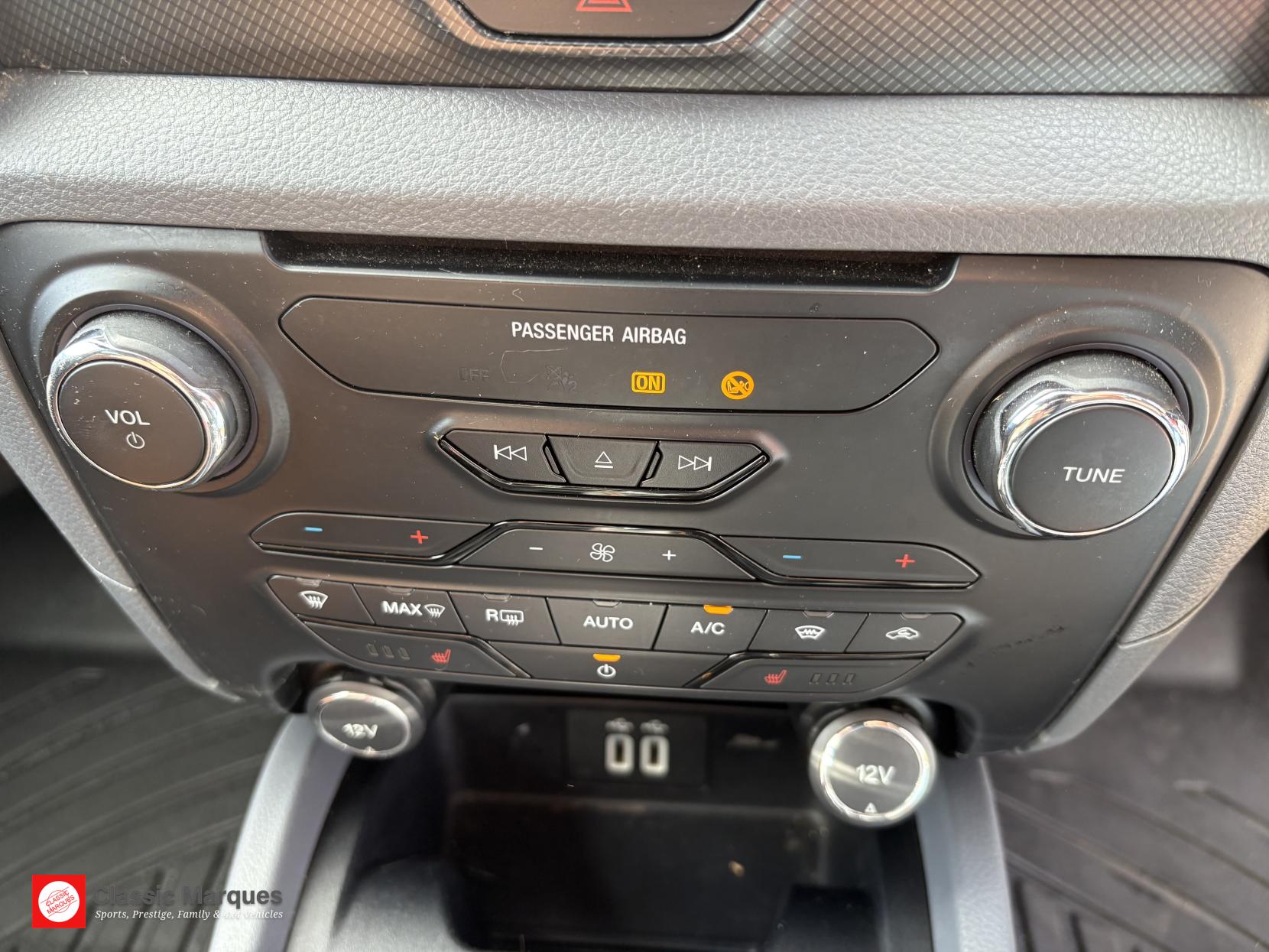 Ford Ranger 3.2 TDCi Wildtrak Pickup Double Cab 4dr Diesel Manual 4WD Euro 5 (s/s) (200 ps)