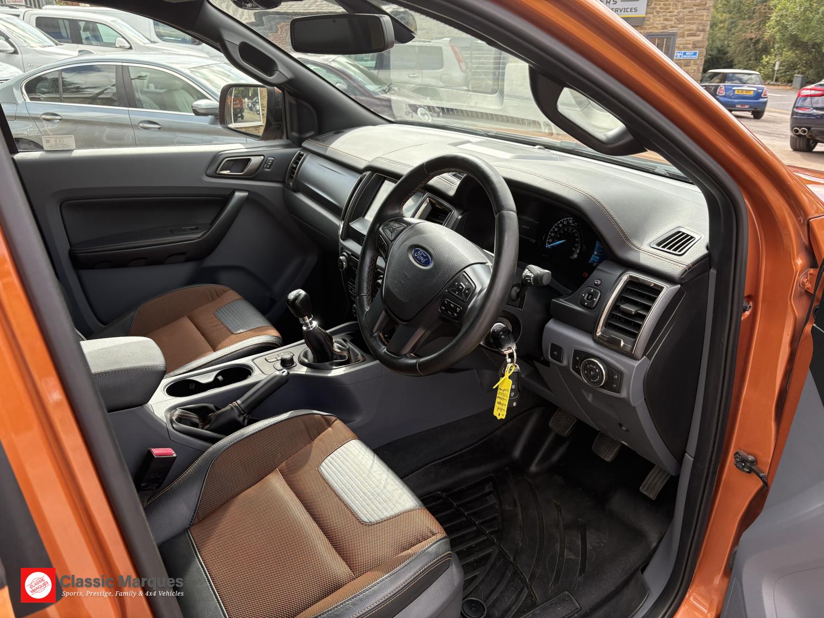 Ford Ranger 3.2 TDCi Wildtrak Pickup Double Cab 4dr Diesel Manual 4WD Euro 5 (s/s) (200 ps)