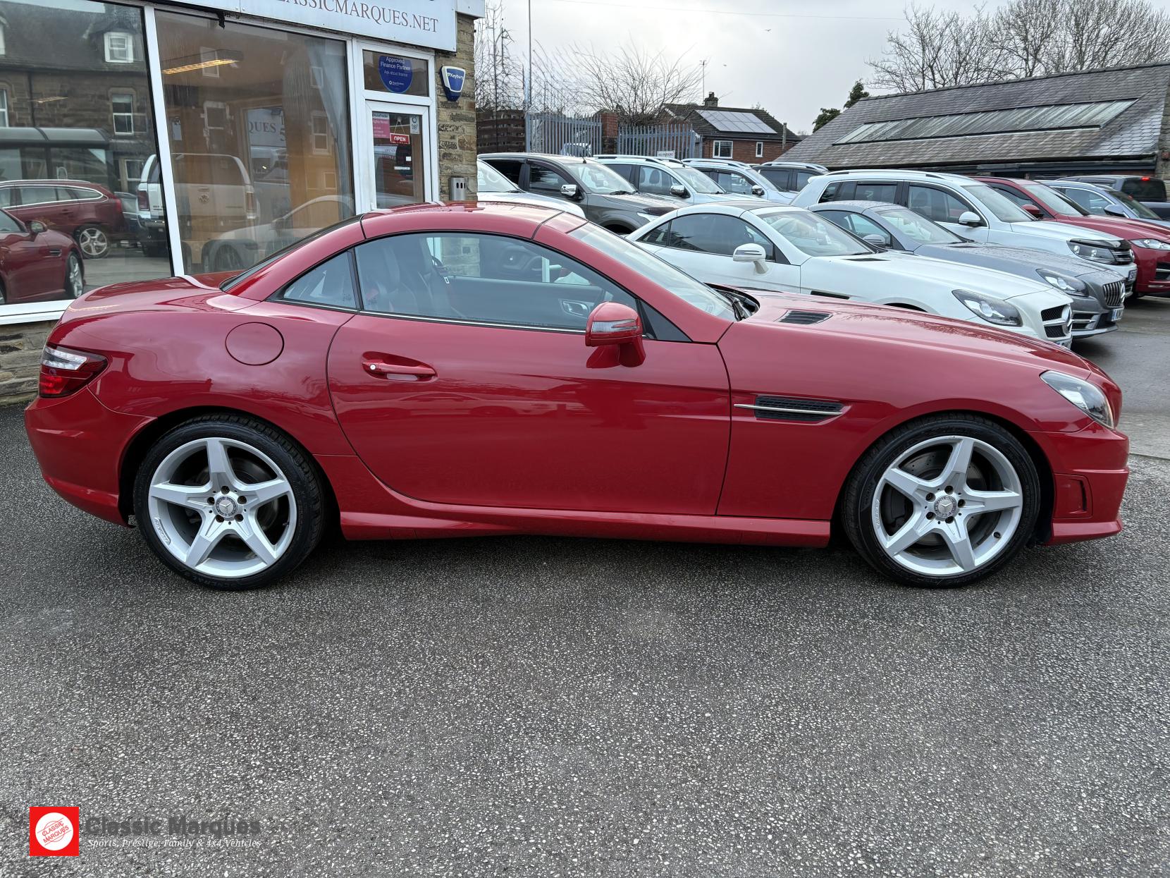 Mercedes-Benz SLK 1.8 SLK200 BlueEfficiency AMG Sport Convertible 2dr Petrol G-Tronic+ Euro 5 (s/s) (184 ps)