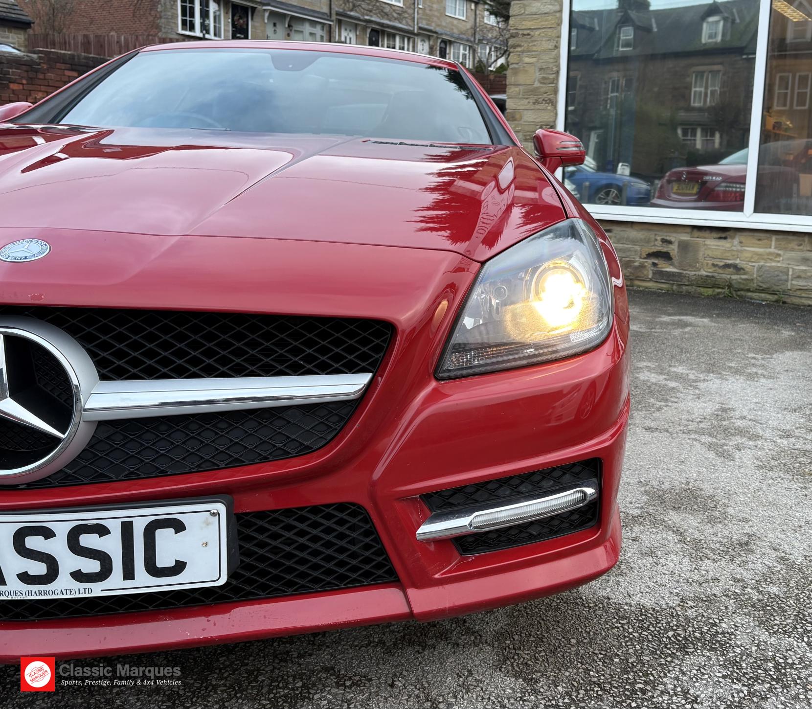 Mercedes-Benz SLK 1.8 SLK200 BlueEfficiency AMG Sport Convertible 2dr Petrol G-Tronic+ Euro 5 (s/s) (184 ps)
