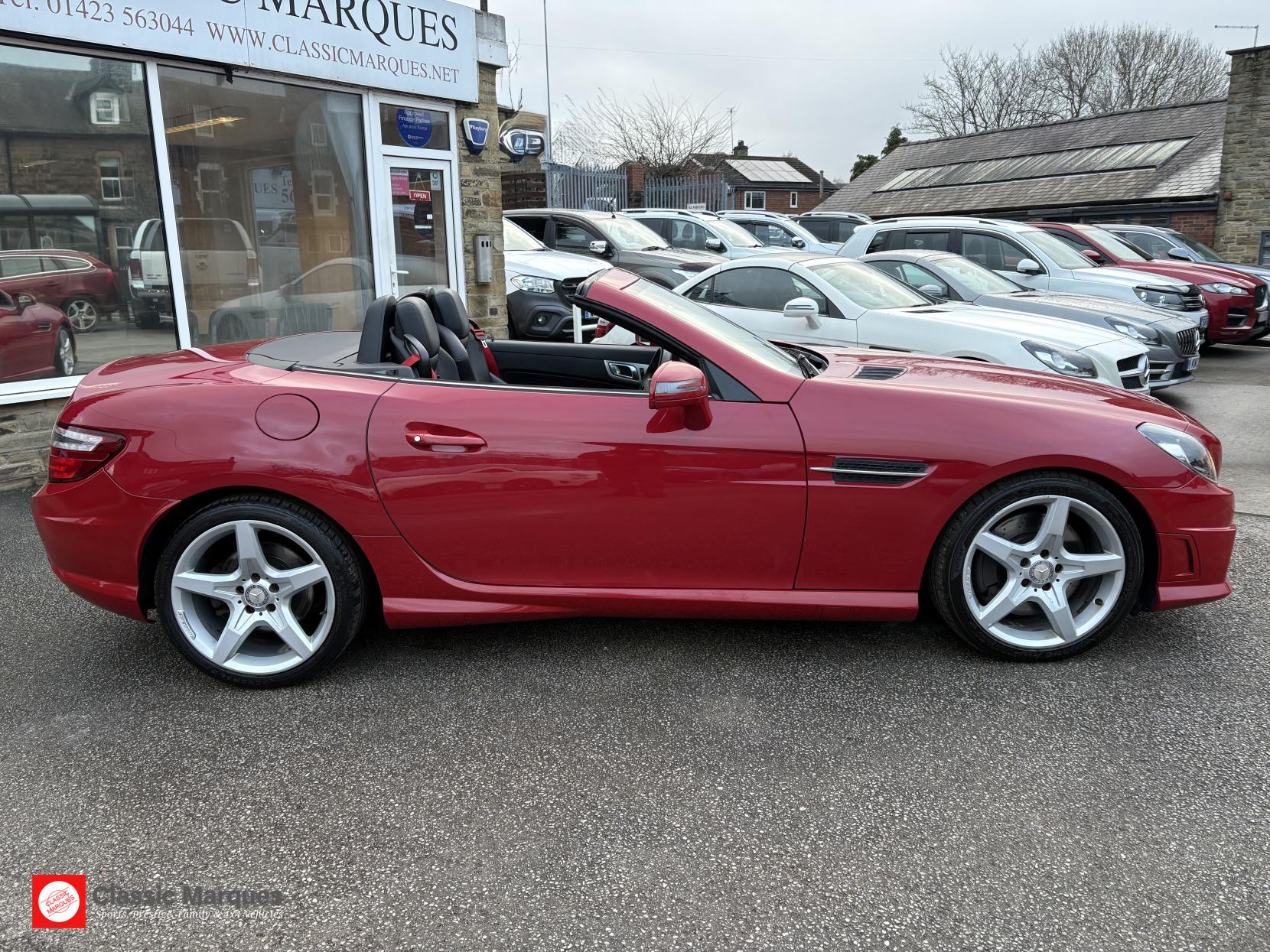 Mercedes-Benz SLK 1.8 SLK200 BlueEfficiency AMG Sport Convertible 2dr Petrol G-Tronic+ Euro 5 (s/s) (184 ps)