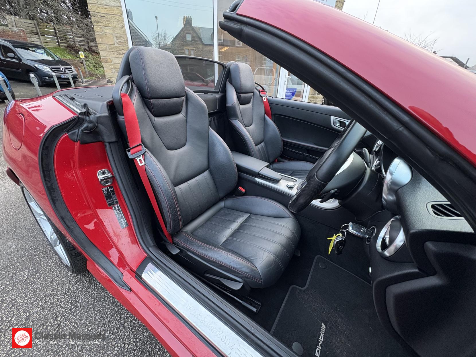 Mercedes-Benz SLK 1.8 SLK200 BlueEfficiency AMG Sport Convertible 2dr Petrol G-Tronic+ Euro 5 (s/s) (184 ps)