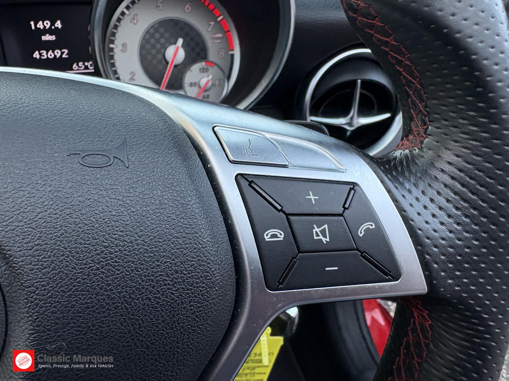 Mercedes-Benz SLK 1.8 SLK200 BlueEfficiency AMG Sport Convertible 2dr Petrol G-Tronic+ Euro 5 (s/s) (184 ps)