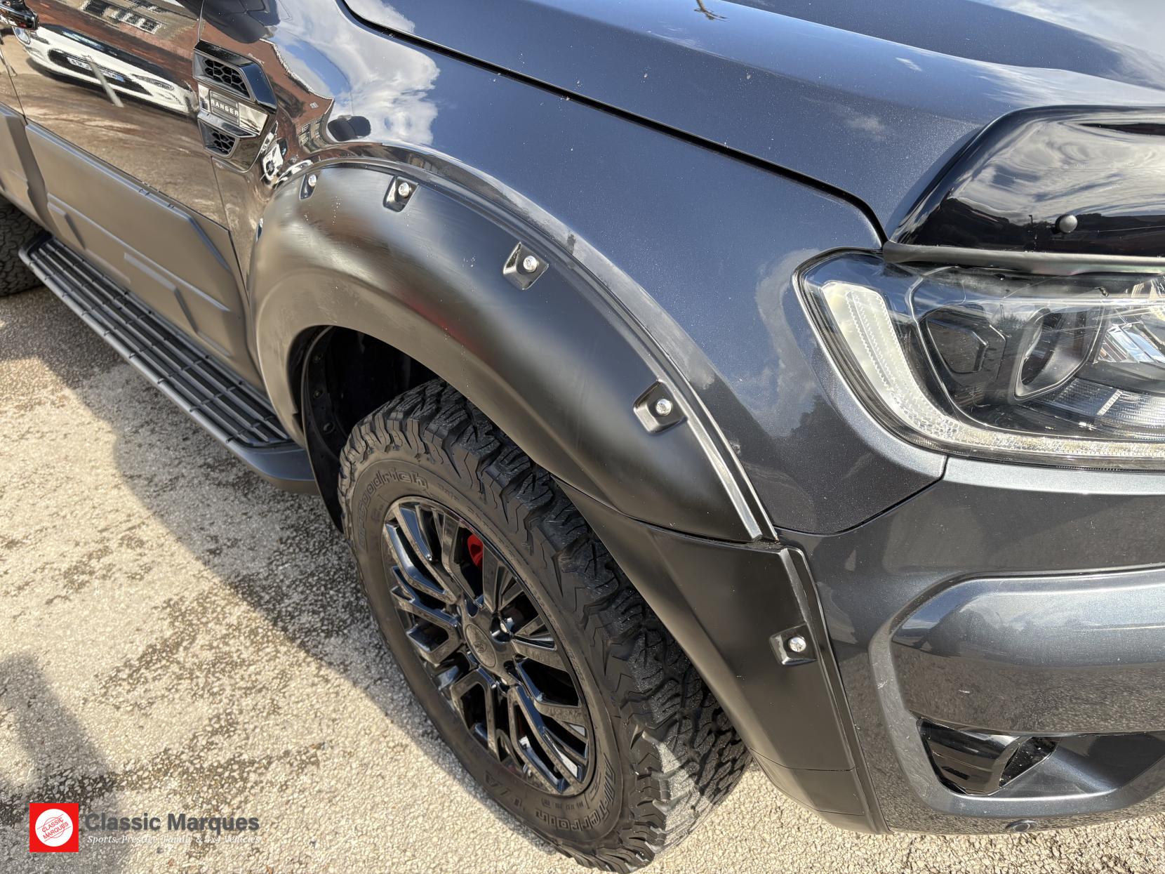 Ford Ranger 2.0 EcoBlue Thunder Pickup Double Cab 4dr Diesel Auto 4WD Euro 6 (s/s) (213 ps)
