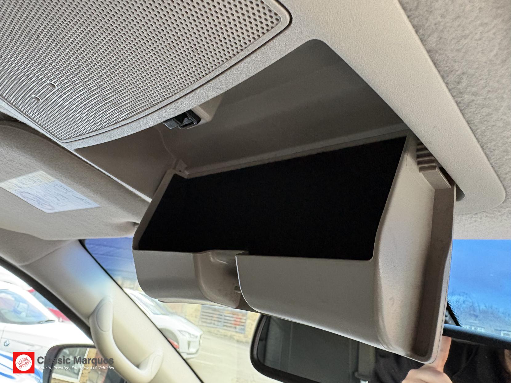 Nissan Navara 2.3 dCi Tekna Pickup Double Cab 4dr Diesel Auto 4WD Euro 6 (190 ps)