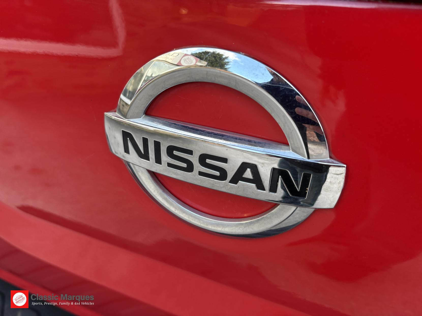 Nissan Navara 2.3 dCi Tekna Pickup Double Cab 4dr Diesel Auto 4WD Euro 6 (190 ps)