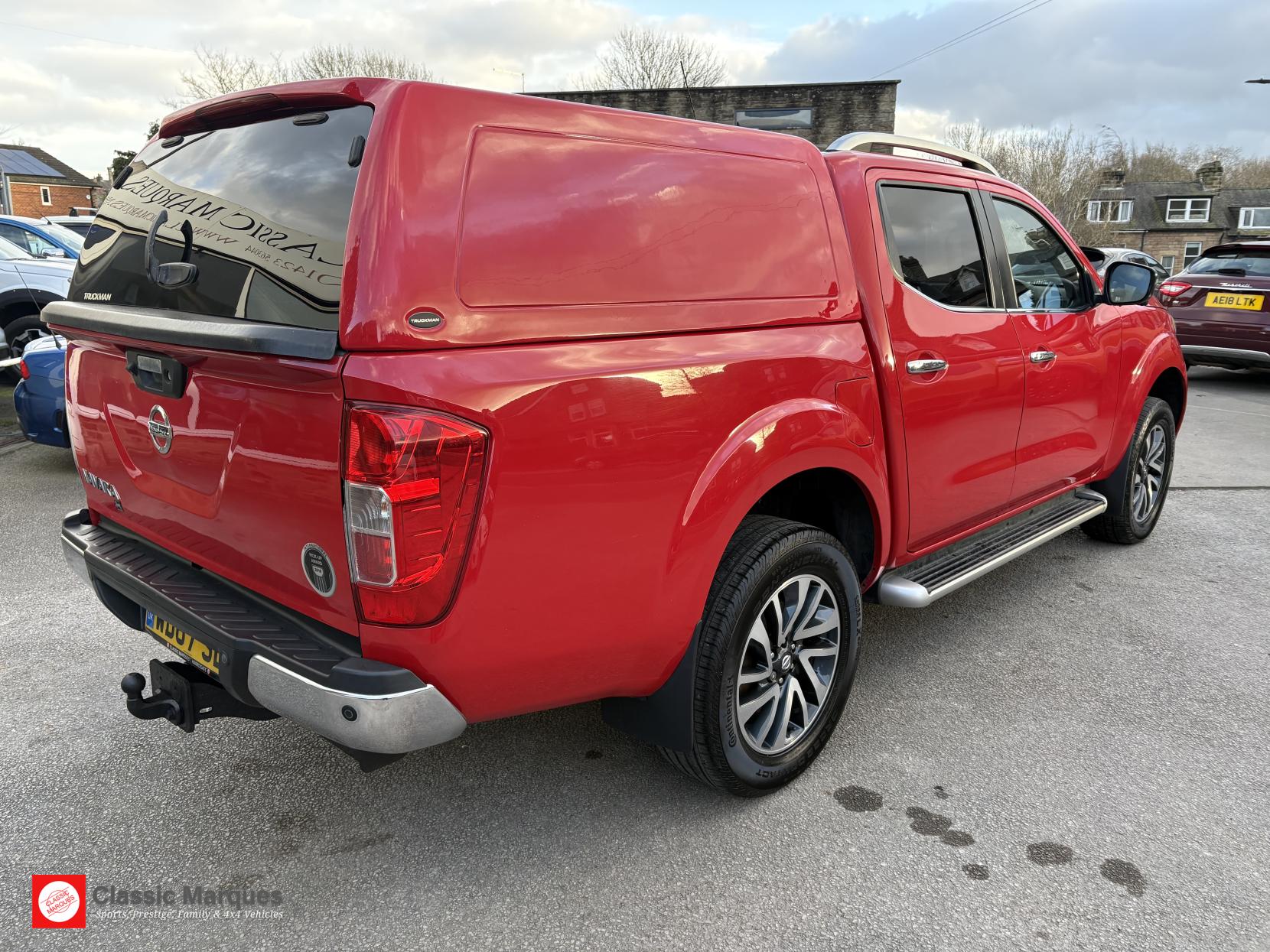 Nissan Navara 2.3 dCi Tekna Pickup Double Cab 4dr Diesel Auto 4WD Euro 6 (190 ps)