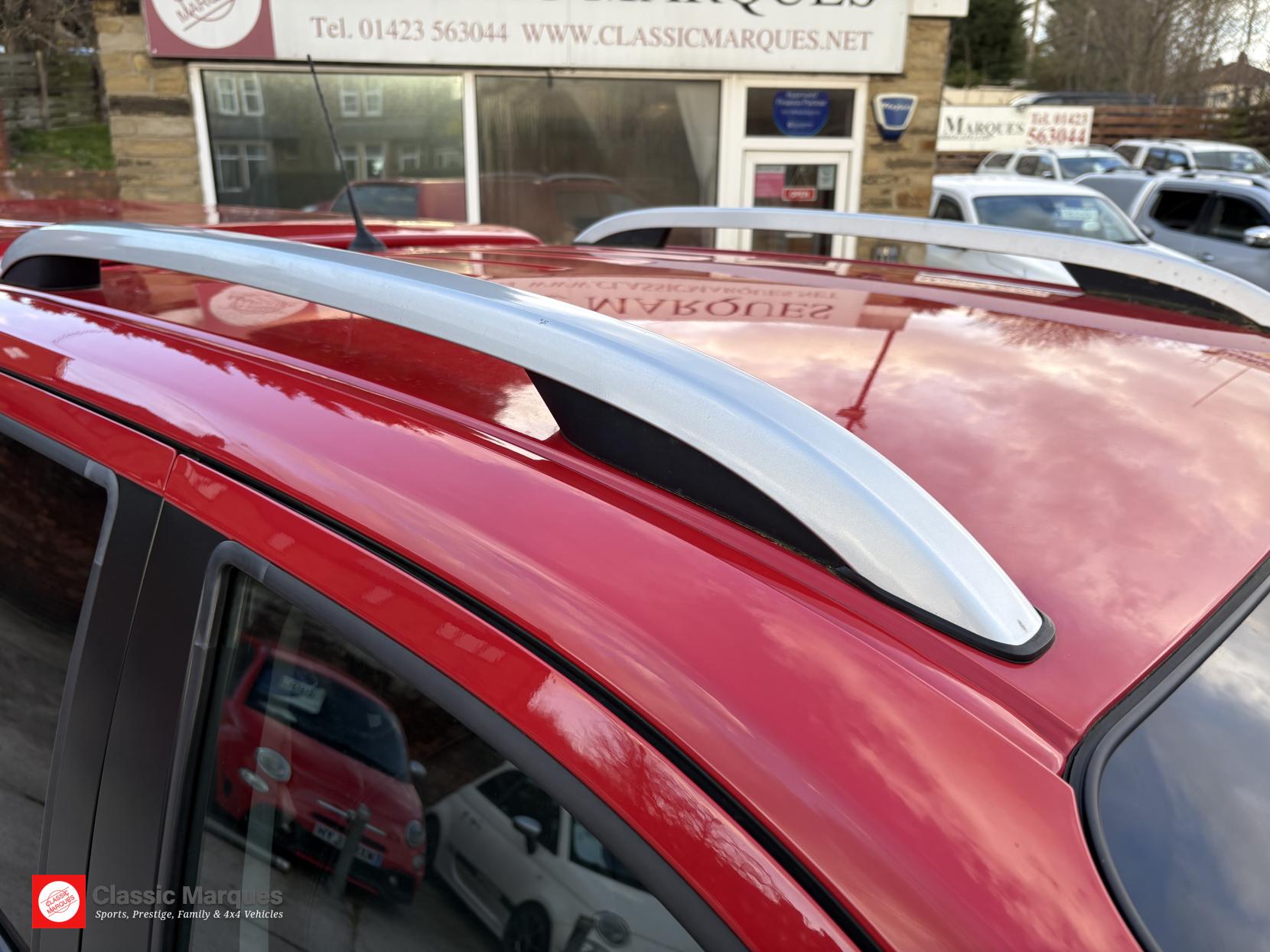 Nissan Navara 2.3 dCi Tekna Pickup Double Cab 4dr Diesel Auto 4WD Euro 6 (190 ps)