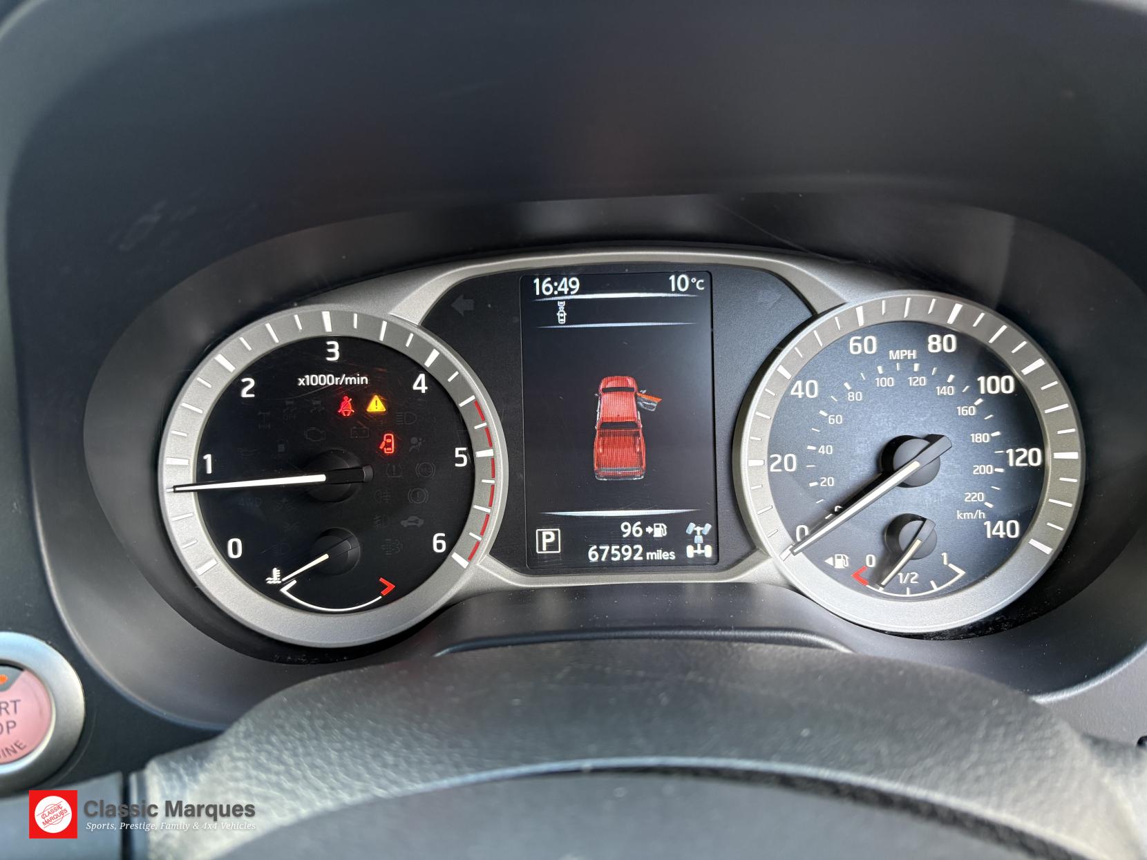 Nissan Navara 2.3 dCi Tekna Pickup Double Cab 4dr Diesel Auto 4WD Euro 6 (190 ps)