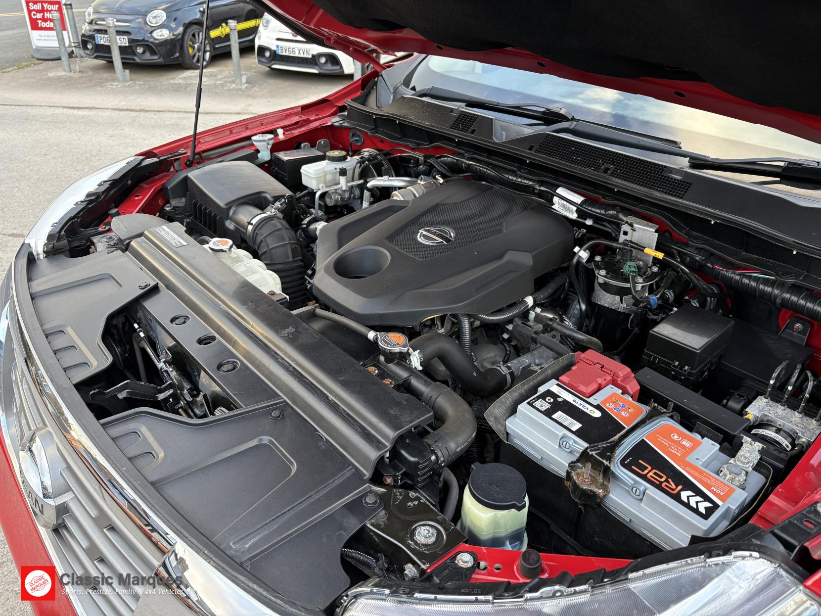 Nissan Navara 2.3 dCi Tekna Pickup Double Cab 4dr Diesel Auto 4WD Euro 6 (190 ps)