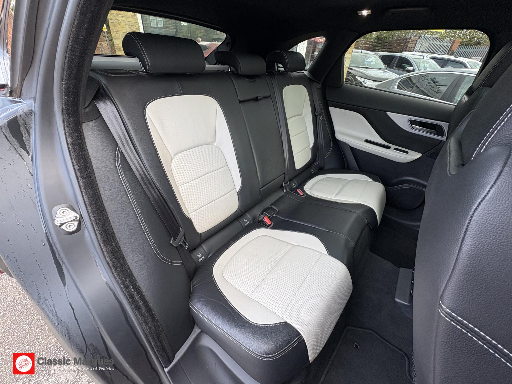 Jaguar F-PACE 2.0 D240 R-Sport SUV 5dr Diesel Auto AWD Euro 6 (s/s) (240 ps)