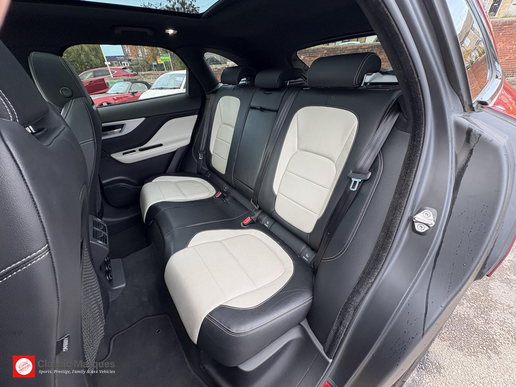 Jaguar F-PACE 2.0 D240 R-Sport SUV 5dr Diesel Auto AWD Euro 6 (s/s) (240 ps)