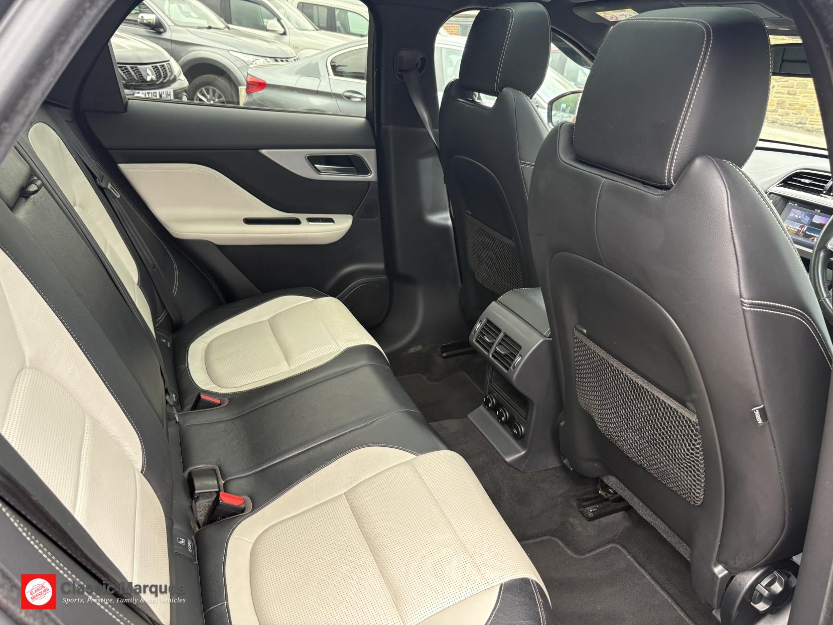 Jaguar F-PACE 2.0 D240 R-Sport SUV 5dr Diesel Auto AWD Euro 6 (s/s) (240 ps)