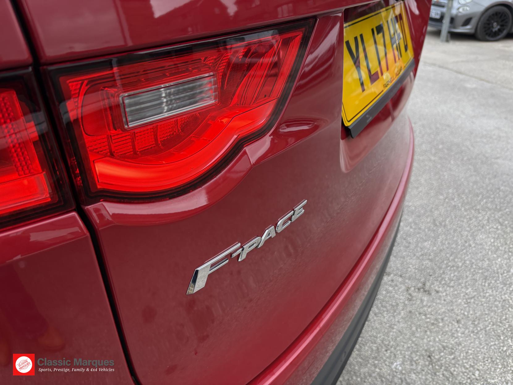 Jaguar F-PACE 2.0 D240 R-Sport SUV 5dr Diesel Auto AWD Euro 6 (s/s) (240 ps)