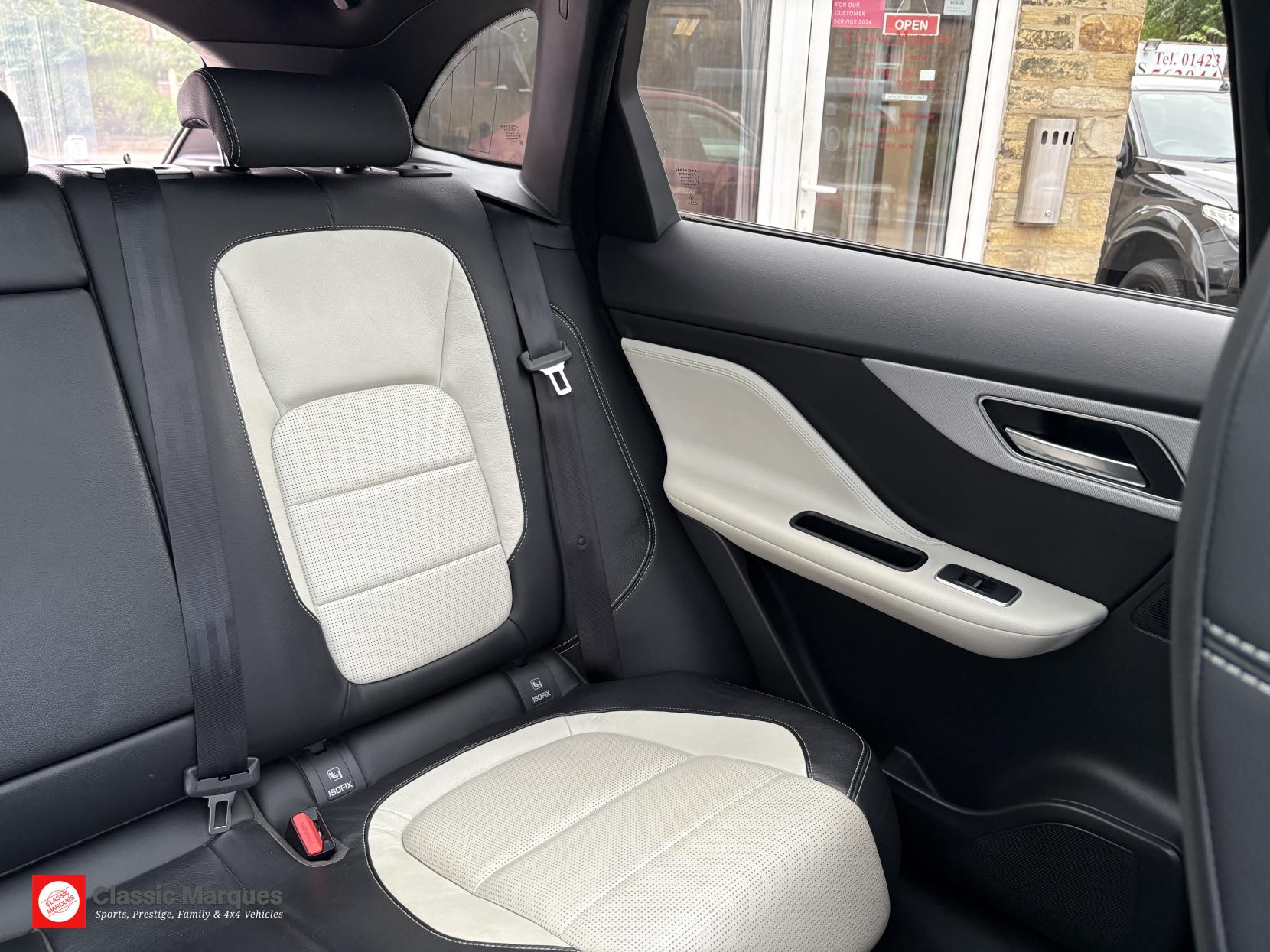 Jaguar F-PACE 2.0 D240 R-Sport SUV 5dr Diesel Auto AWD Euro 6 (s/s) (240 ps)
