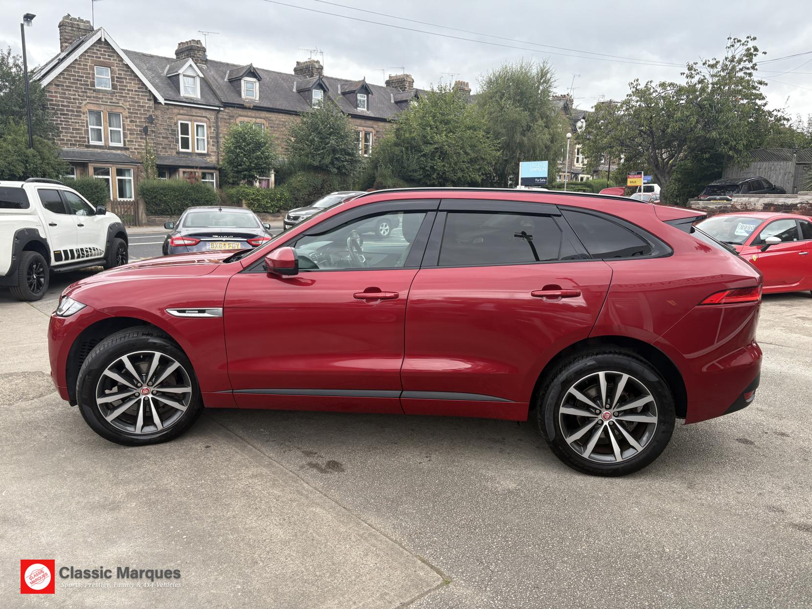 Jaguar F-PACE 2.0 D240 R-Sport SUV 5dr Diesel Auto AWD Euro 6 (s/s) (240 ps)