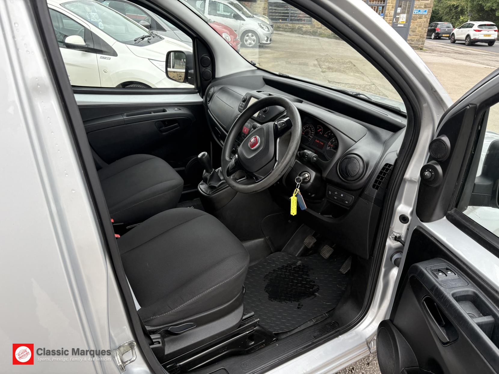 Fiat Fiorino 1.3 MultiJetII SX Car Derived Van 5dr Diesel Manual Euro 6 (s/s) (SLD) (80 bhp)