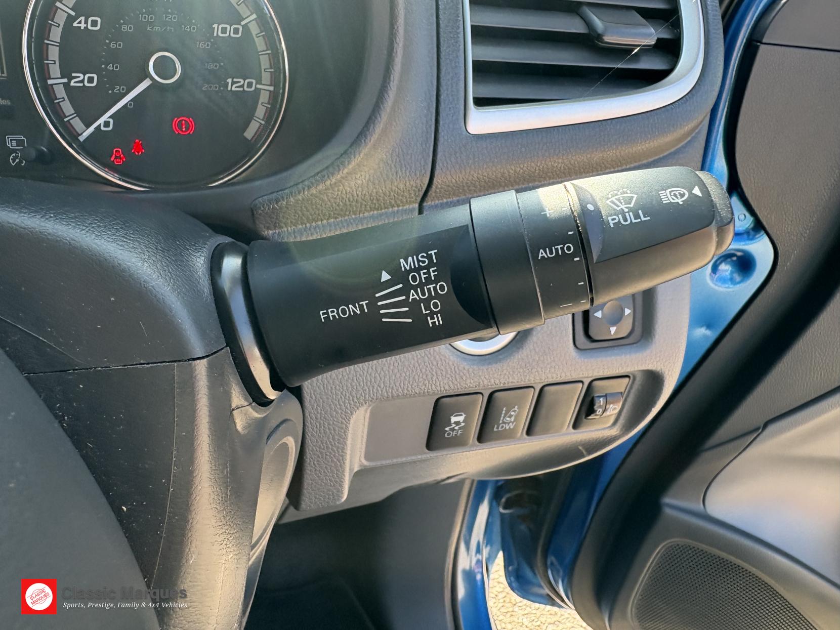 Mitsubishi L200 2.4 DI-D DC Barbarian Pickup Double Cab 4dr Diesel Manual 4WD Euro 6 (178 ps)