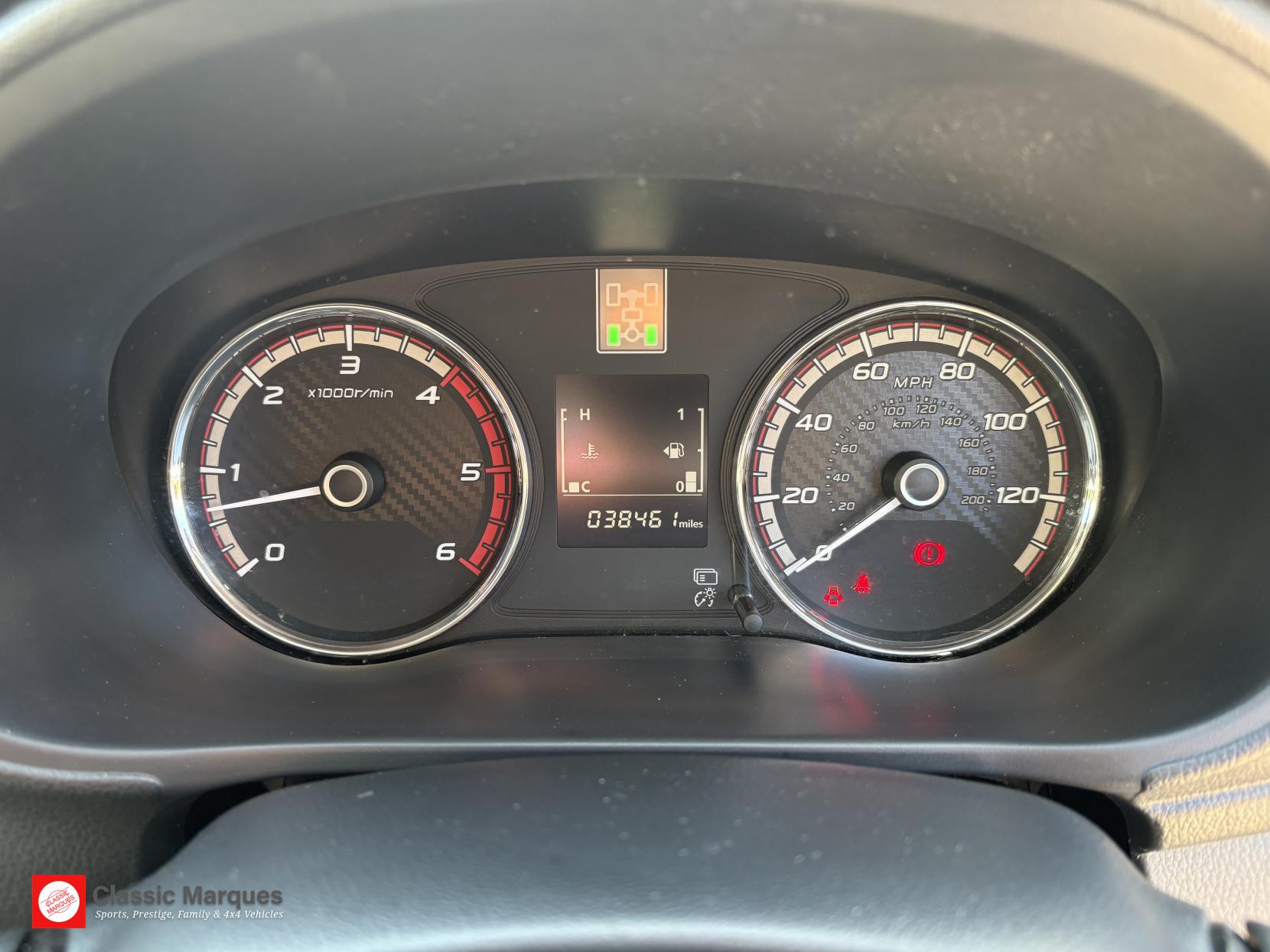 Mitsubishi L200 2.4 DI-D DC Barbarian Pickup Double Cab 4dr Diesel Manual 4WD Euro 6 (178 ps)