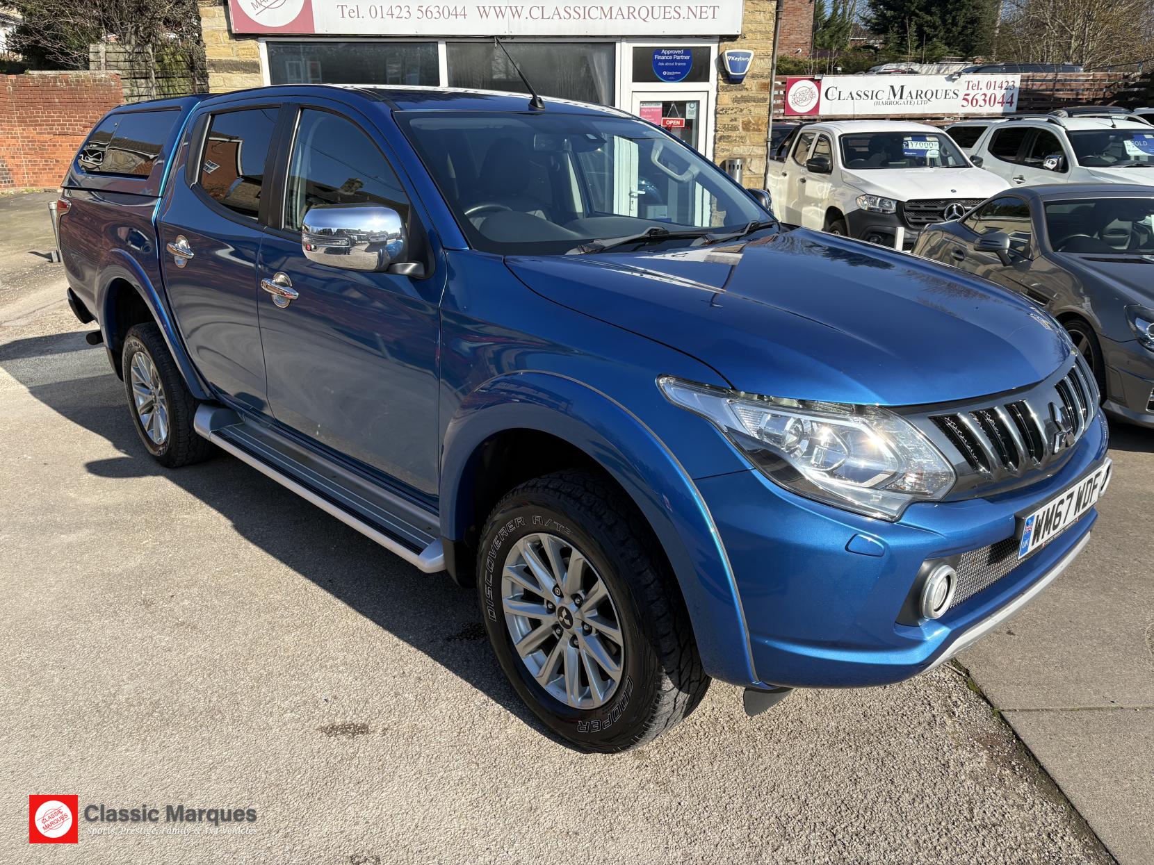 Mitsubishi L200 2.4 DI-D DC Barbarian Pickup Double Cab 4dr Diesel Manual 4WD Euro 6 (178 ps)
