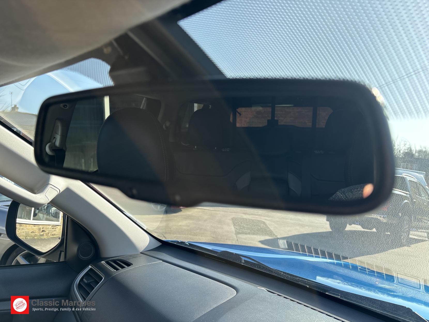 Mitsubishi L200 2.4 DI-D DC Barbarian Pickup Double Cab 4dr Diesel Manual 4WD Euro 6 (178 ps)