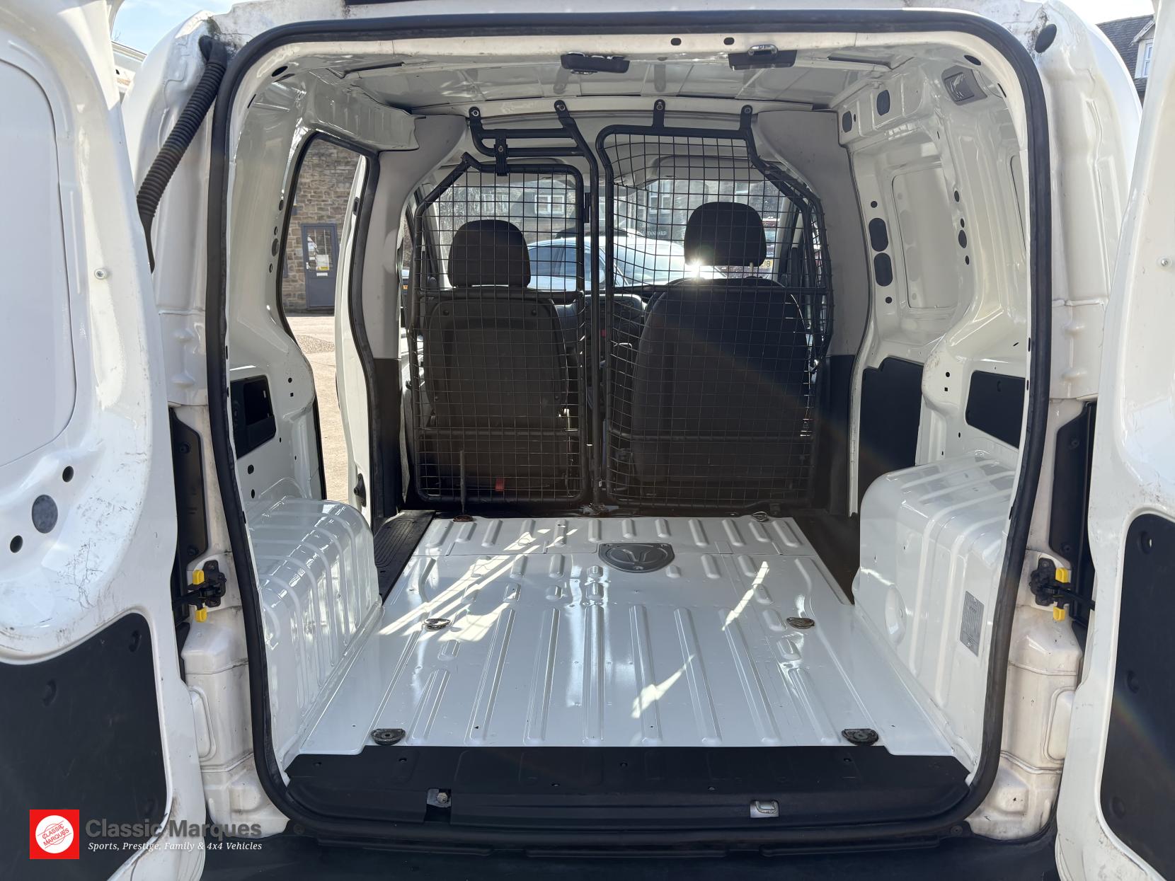 Citroen Nemo 1.3 HDi 16v Enterprise Panel Van 3dr Diesel Manual FWD L1 H1 (115 g/km, 80 bhp)