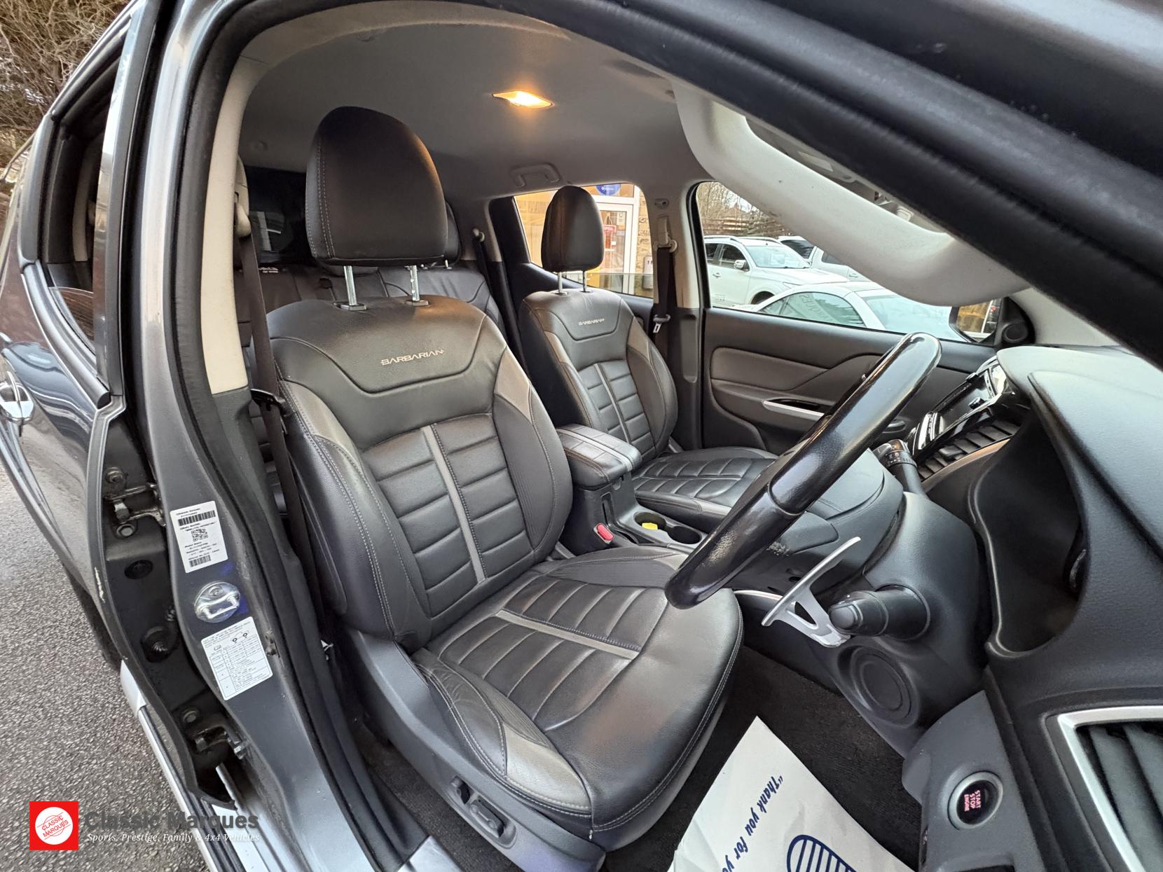 Mitsubishi L200 2.4 DI-D DC Barbarian Pickup Double Cab 4dr Diesel Auto 4WD Euro 6 (178 ps)