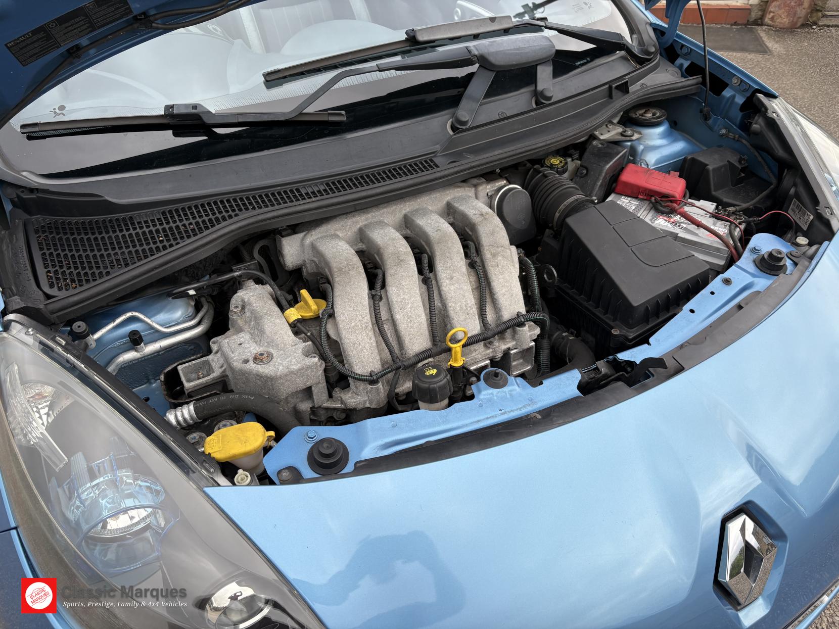 Renault Wind 1.6 VVT Dynamique S Convertible 2dr Petrol Manual Euro 4 (133 ps)