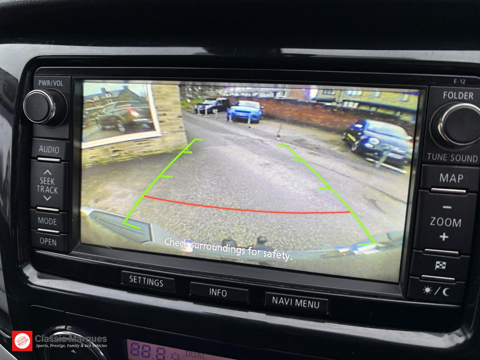 Mitsubishi L200 2.4 DI-D DC Warrior Pickup Double Cab 4dr Diesel Manual 4WD Euro 5 (178 ps)