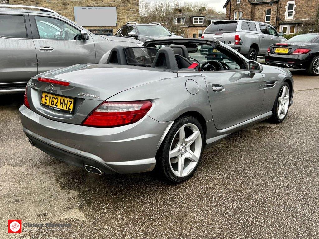 Mercedes-Benz SLK 1.8 SLK250 BlueEfficiency AMG Sport Convertible 2dr Petrol G-Tronic+ Euro 5 (s/s) (204 ps)