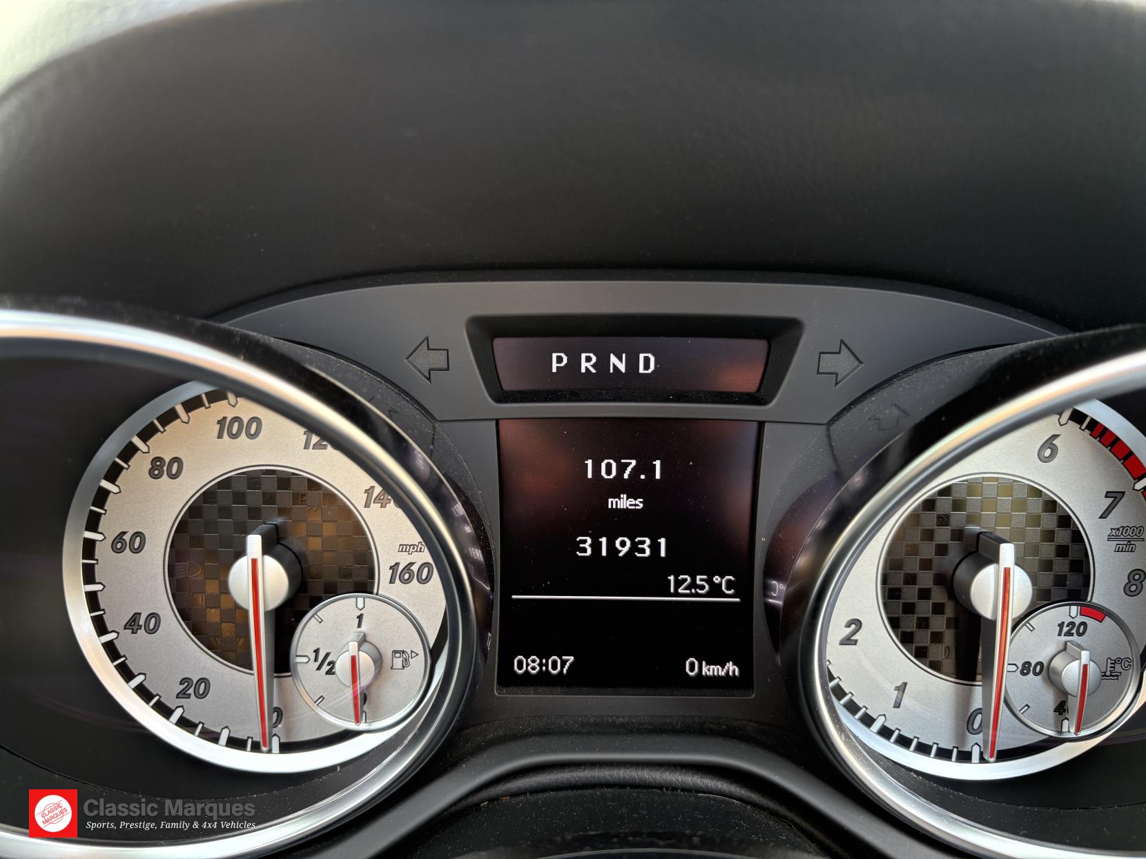 Mercedes-Benz SLK 1.8 SLK250 BlueEfficiency AMG Sport Convertible 2dr Petrol G-Tronic+ Euro 5 (s/s) (204 ps)