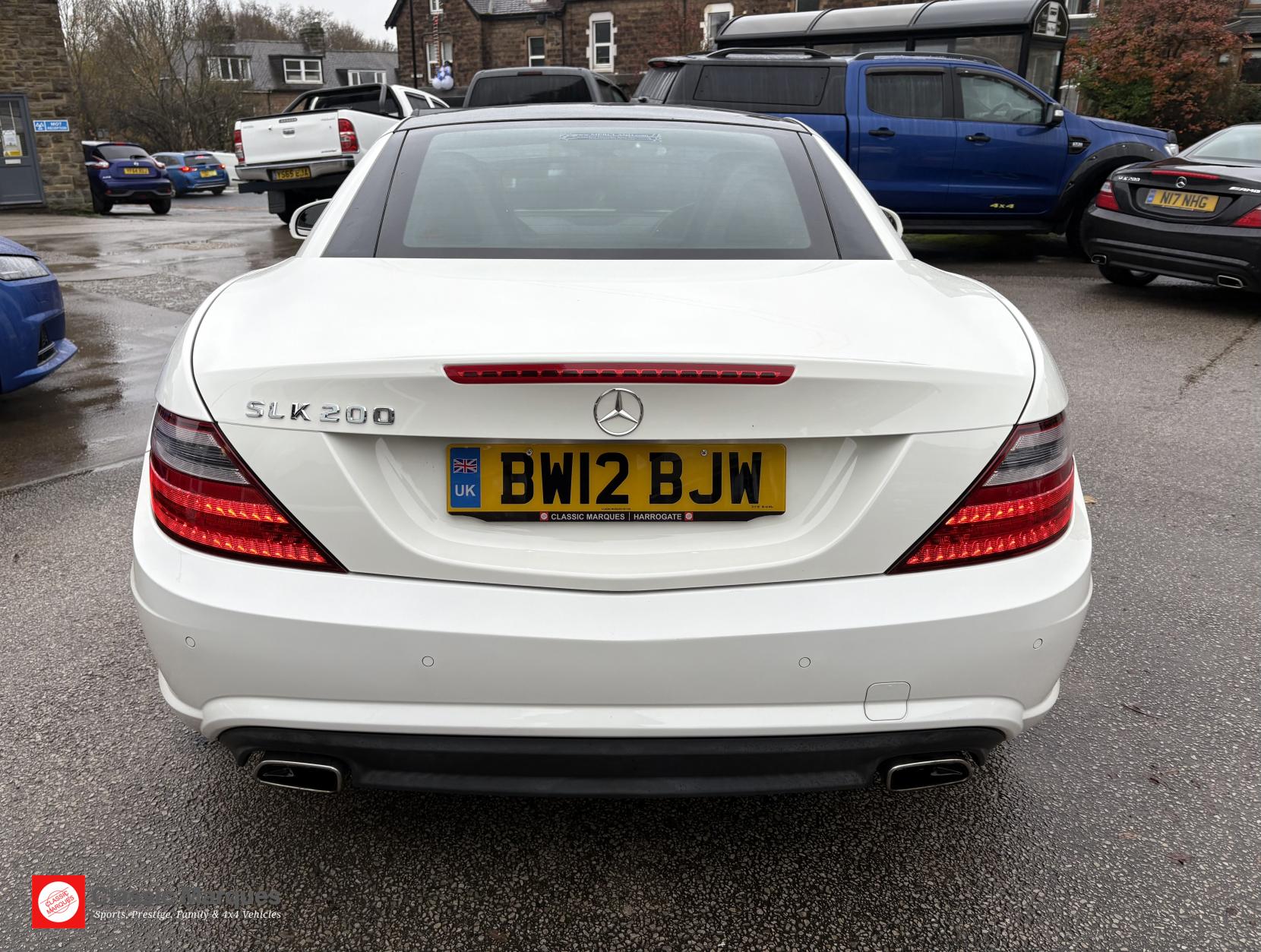 Mercedes-Benz SLK 1.8 SLK200 BlueEfficiency AMG Sport Convertible 2dr Petrol G-Tronic+ Euro 5 (s/s) (184 ps)